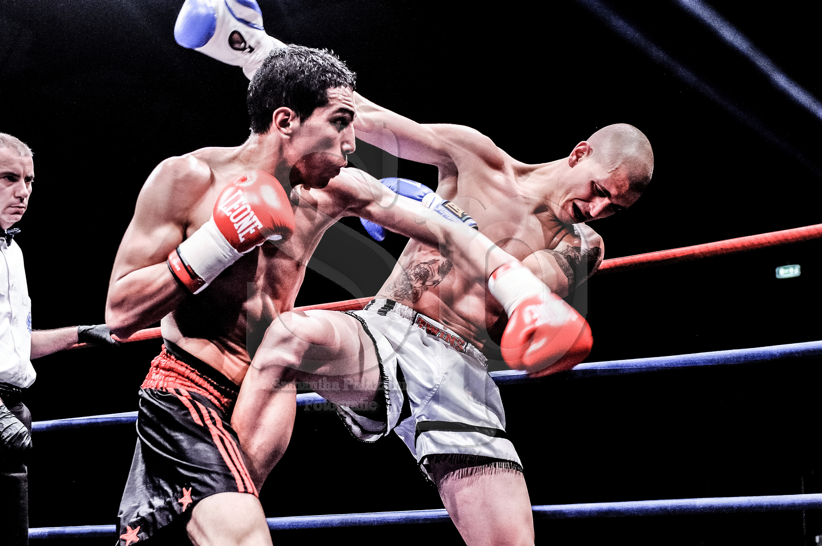nella foto sport da combattimento muay thai, kickboxing