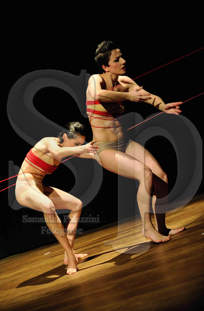 nella foto spettacolo teatrale