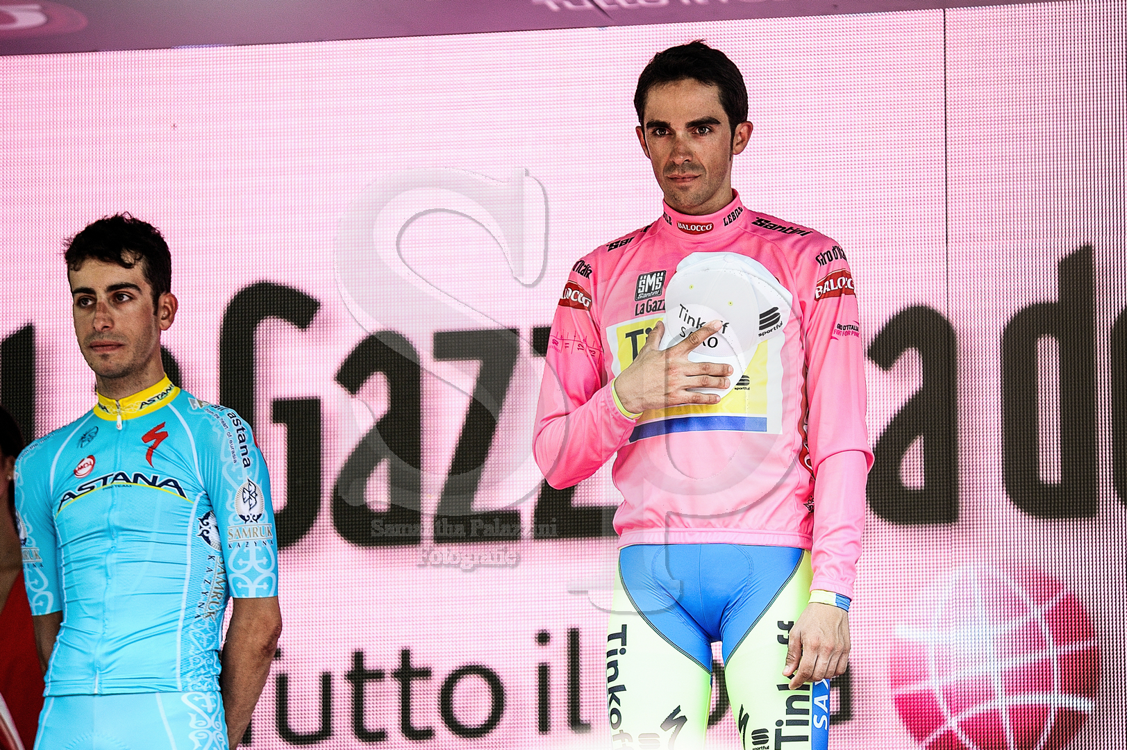nella foto ciclismo maglia rosa