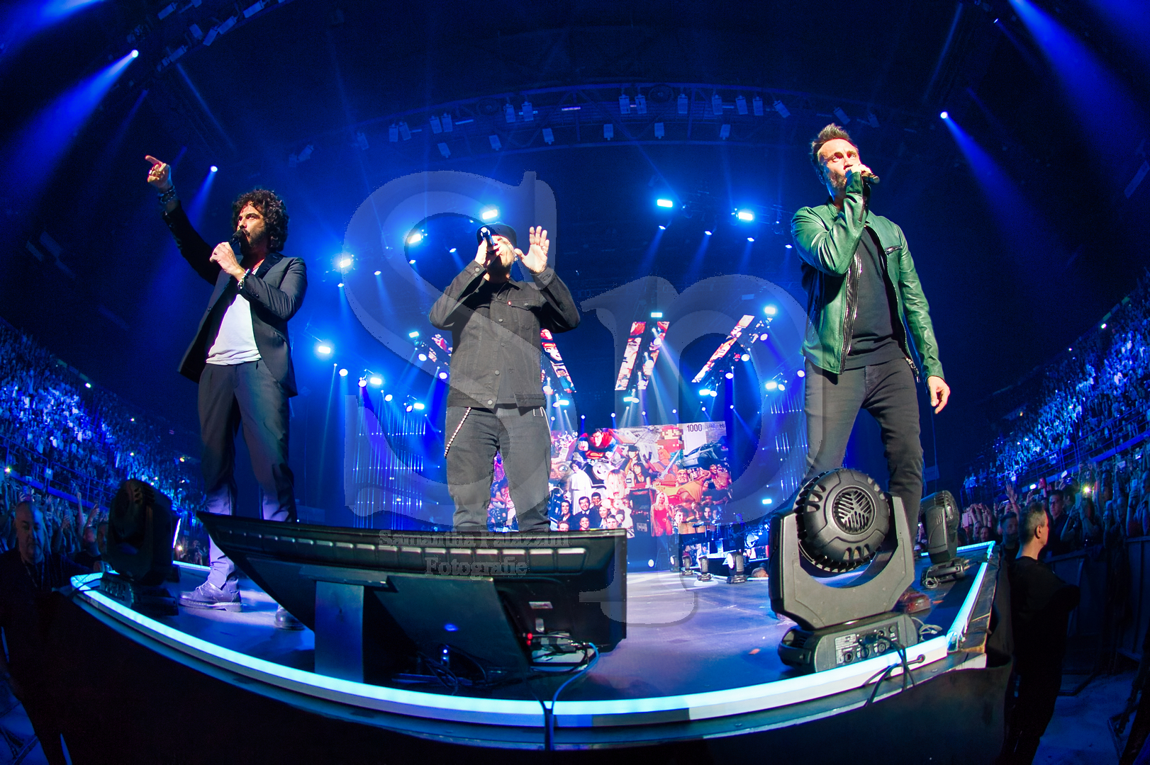 nella foto Francesco Renga, Nek e Max Pezzali