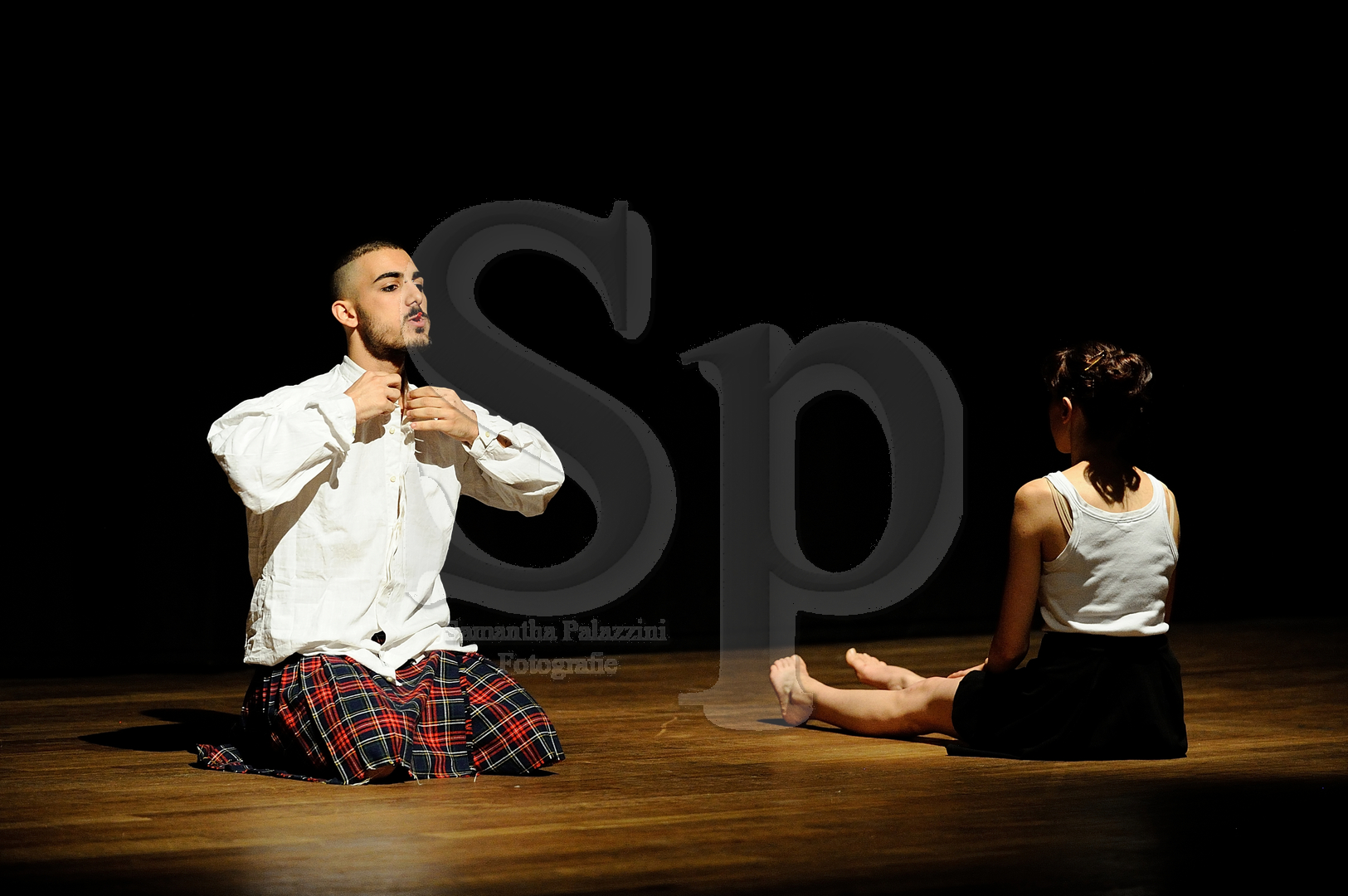 nella foto spettacolo teatrale